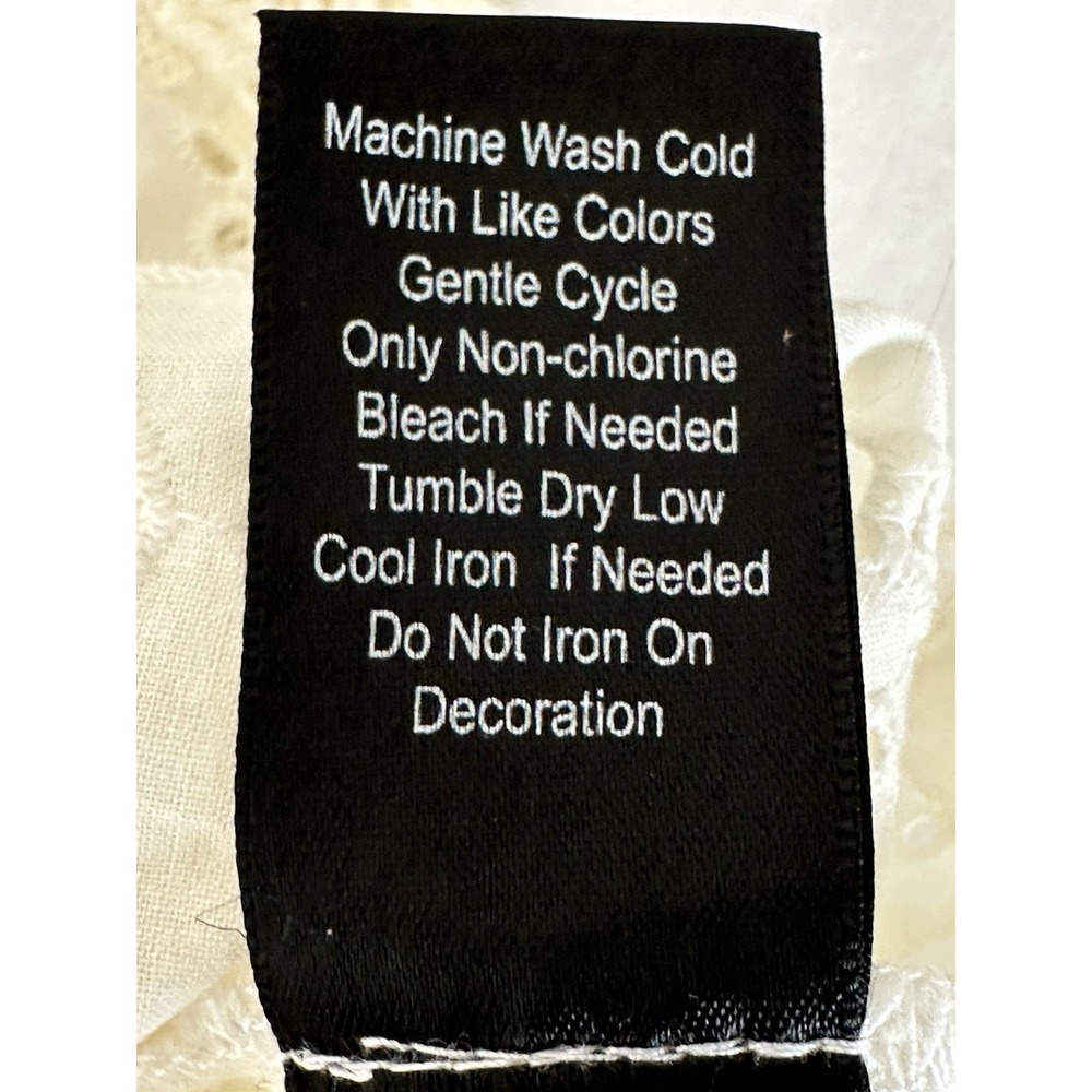 NEW Altar'd State Womens Small Ivory Peasant Crop Top Blouse Eyelet Lace Boho - Picture 7 of 9